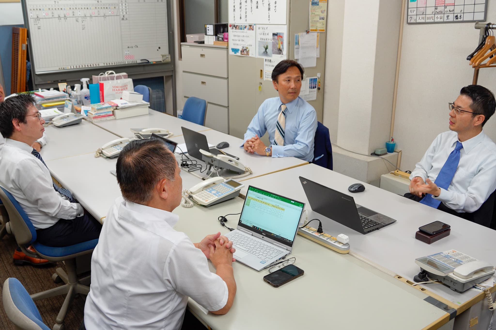 採用情報